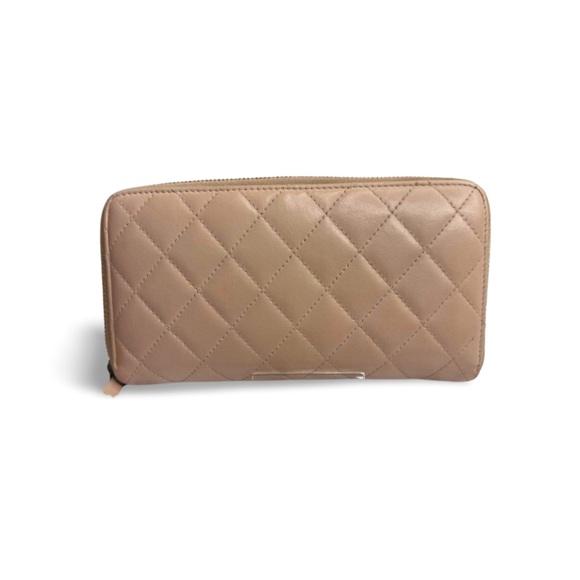 Chanel Pink Taupe Quilted Zip Around Wallet Lambskin COA Authenticated & Dusty - Picture 3 of 13